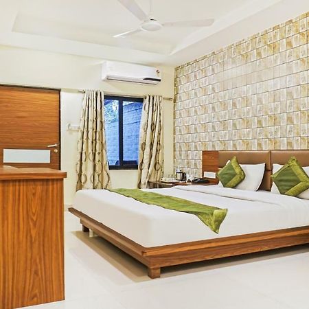 Hotel Lions Den Lonavala Eksteriør bilde