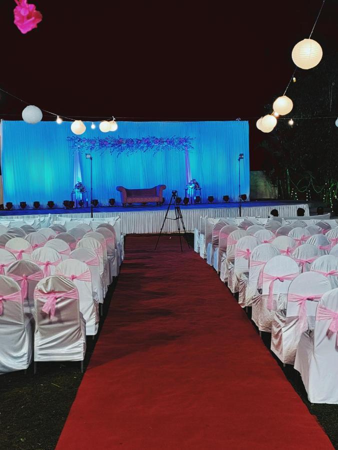 Hotel Lions Den Lonavala Eksteriør bilde
