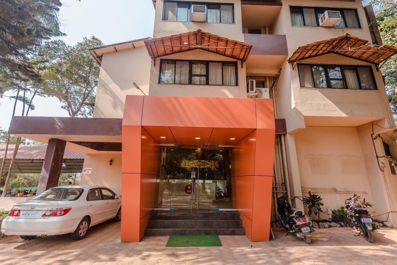 Hotel Lions Den Lonavala Eksteriør bilde